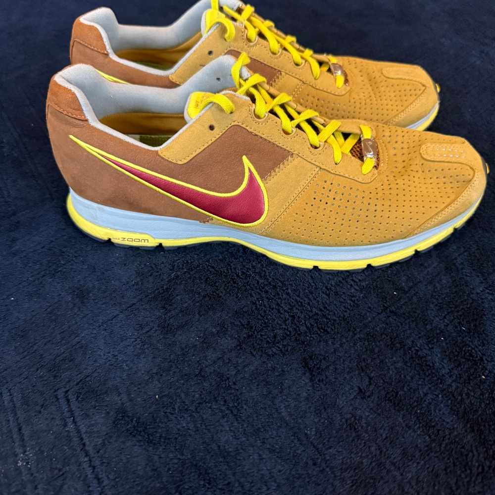 Nike Zoom Moire Mens Wheat‎ Gold Team Red Running Shoes 316801-761 Size 9.5